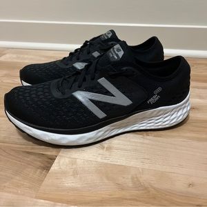 New Balance Fresh Foam 1080 Running Black Sneakers Men’s Size US 11 M1080BK9